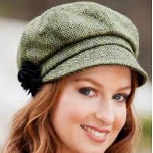 Mucros weavers green wool tweed newsboy cap